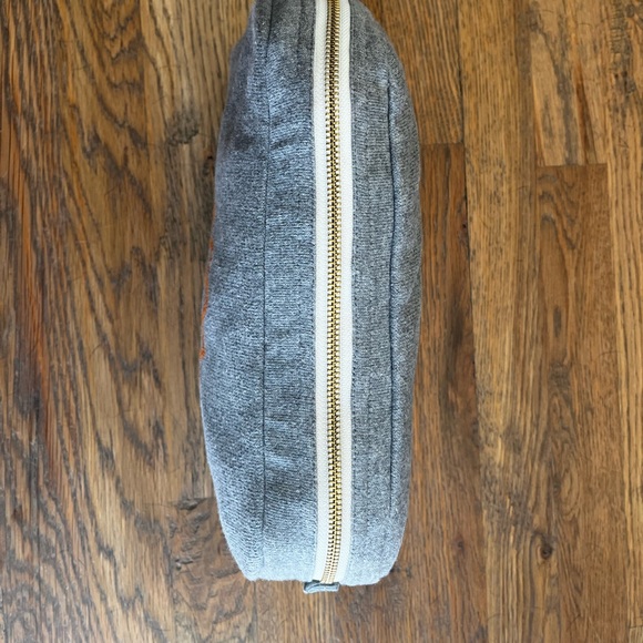 COPY - Pink Lemonade Lotus Relax travel blanket and eye mask - Picture 5 of 5